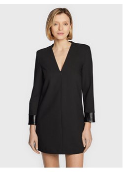 Sisley Sukienka koktajlowa 4OLVLV026 Czarny Regular Fit ze sklepu MODIVO w kategorii Sukienki - zdjęcie 168928868