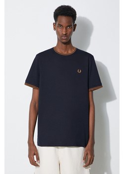 Fred Perry t-shirt bawełniany Twin Tipped T-Shirt męski kolor granatowy z aplikacją M1588.M68 ze sklepu PRM w kategorii T-shirty męskie - zdjęcie 168957269