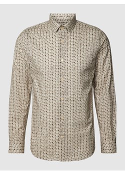 Koszula casualowa o kroju regular fit ze wzorem na całej powierzchni model ‘MAtrostol’ ze sklepu Peek&Cloppenburg  w kategorii Koszule męskie - zdjęcie 168962925