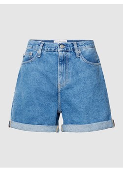 Szorty jeansowe o kroju mom fit z wpuszczanymi kieszeniami ze sklepu Peek&Cloppenburg  w kategorii Szorty - zdjęcie 168995369