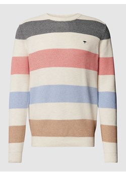 Sweter z dzianiny z prążkowanymi wykończeniami i wyhaftowanym logo ze sklepu Peek&Cloppenburg  w kategorii Swetry męskie - zdjęcie 169005376