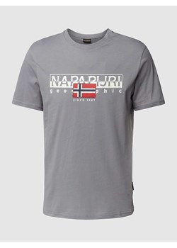 T-shirt z nadrukiem z logo model ‘AYLMER’ ze sklepu Peek&Cloppenburg  w kategorii T-shirty męskie - zdjęcie 169005495