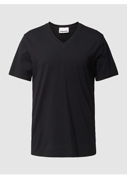 T-shirt z dekoltem w serek model ‘JAARNES’ ze sklepu Peek&Cloppenburg  w kategorii T-shirty męskie - zdjęcie 169005679