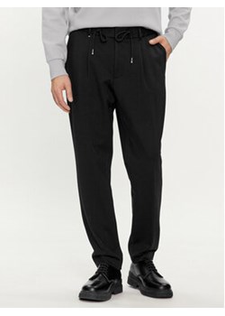 Boss Spodnie materiałowe C-Perin-J-RDS-233 50509536 Czarny Relaxed Fit ze sklepu MODIVO w kategorii Spodnie męskie - zdjęcie 169018216