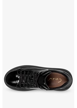 Czarne sneakersy skórzane lakierowane damskie creepersy sznurowane PRODUKT POLSKI Casu 10150 ze sklepu Casu.pl w kategorii Trampki damskie - zdjęcie 169079705