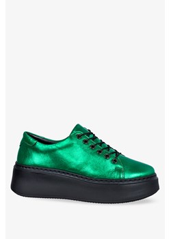 Zielone sneakersy skórzane damskie metaliczne buty sportowe sznurowane na platformie PRODUKT POLSKI Casu 2290 ze sklepu Casu.pl w kategorii Półbuty damskie - zdjęcie 169080866