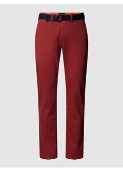 Chinosy o kroju slim fit z paskiem ze sklepu Peek&Cloppenburg  w kategorii Spodnie męskie - zdjęcie 169099475