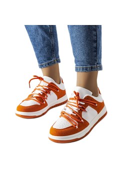 Pomarańczowe sneakersy łączone materiały Hila białe ze sklepu ButyModne.pl w kategorii Buty sportowe damskie - zdjęcie 169122118
