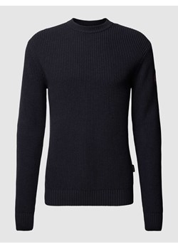 Sweter z dzianiny z fakturowanym wzorem ze sklepu Peek&Cloppenburg  w kategorii Swetry męskie - zdjęcie 169123508
