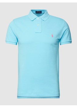 Koszulka polo o kroju slim fit z wyhaftowanym logo ze sklepu Peek&Cloppenburg  w kategorii T-shirty męskie - zdjęcie 169164957