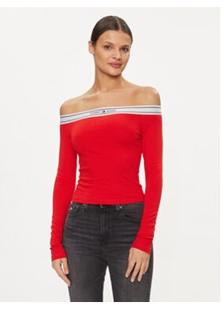 Tommy Jeans Bluzka Logo Taping DW0DW17890 Czerwony Slim Fit ze sklepu MODIVO w kategorii Bluzki damskie - zdjęcie 169188587