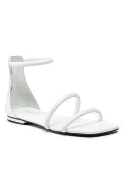 Guess Sandały Sabelle FL6SBL LEA03 Biały ze sklepu MODIVO w kategorii Sandały damskie - zdjęcie 169195878