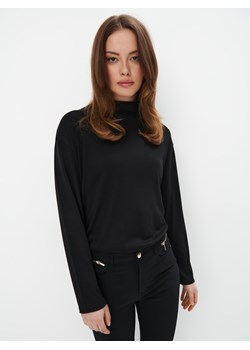 Mohito - Czarna bluzka ze stójką - czarny ze sklepu Mohito w kategorii Bluzki damskie - zdjęcie 169197968