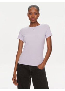 Tommy Jeans T-Shirt Essential DW0DW17383 Fioletowy Slim Fit ze sklepu MODIVO w kategorii Bluzki damskie - zdjęcie 169204177