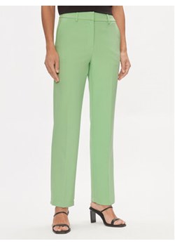 YAS Spodnie materiałowe Likka 26030744 Zielony Regular Fit ze sklepu MODIVO w kategorii Spodnie damskie - zdjęcie 169204575