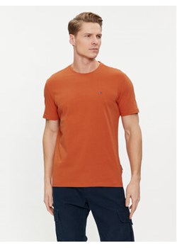 Napapijri T-Shirt Salis NP0A4H8D Pomarańczowy Regular Fit ze sklepu MODIVO w kategorii T-shirty męskie - zdjęcie 169204679
