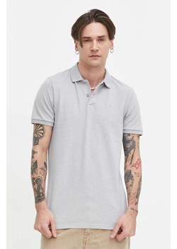 Hollister Co. polo męski kolor szary gładki ze sklepu ANSWEAR.com w kategorii T-shirty męskie - zdjęcie 169213869