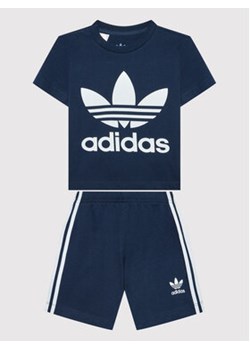 adidas Komplet t-shirt i szorty sportowe Trefoil HK7482 Granatowy Regular Fit ze sklepu MODIVO w kategorii Komplety niemowlęce - zdjęcie 169232748