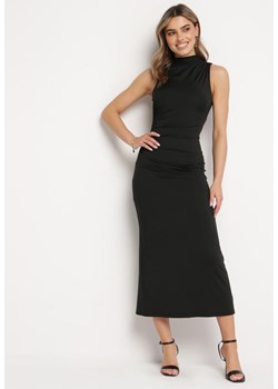 Czarna Dopasowana Sukienka Maxi z Marszczeniami Elanae ze sklepu Born2be Odzież w kategorii Sukienki - zdjęcie 169244357
