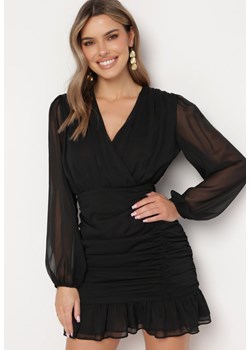Czarna Sukienka Mini Taliowana z Kopertową Górą i Marszczeniami Nolsama ze sklepu Born2be Odzież w kategorii Sukienki - zdjęcie 169244566