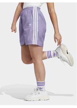 adidas Szorty sportowe Adicolor Classics Ripstop Shorts IB7300 Fioletowy Regular Fit ze sklepu MODIVO w kategorii Szorty - zdjęcie 169251798