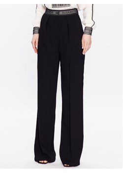 Elisabetta Franchi Spodnie materiałowe PA-072-32E2-V280 Czarny Regular Fit ze sklepu MODIVO w kategorii Spodnie damskie - zdjęcie 169286815