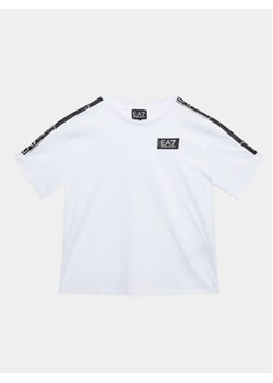EA7 Emporio Armani T-Shirt 3RBT56 BJ02Z 1100 Biały Regular Fit ze sklepu MODIVO w kategorii T-shirty chłopięce - zdjęcie 169287265
