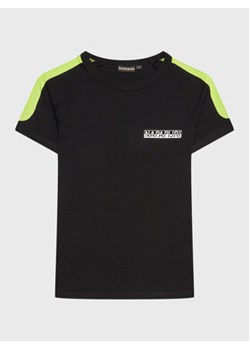 Napapijri T-Shirt S-Pinta NP0A4H2Y D Czarny Regular Fit ze sklepu MODIVO w kategorii T-shirty chłopięce - zdjęcie 169288047