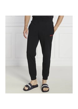 Hugo Bodywear Spodnie dresowe Linked Pants CW | Regular Fit ze sklepu Gomez Fashion Store w kategorii Spodnie męskie - zdjęcie 169297578