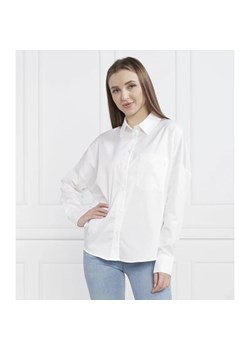 GUESS Koszula LANEY | Regular Fit ze sklepu Gomez Fashion Store w kategorii Koszule damskie - zdjęcie 169298665