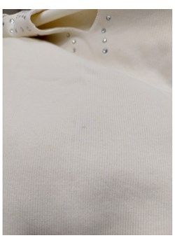 WP Sukienka prążkowana z ozdobnym dekoltem - biała ze sklepu magmac.pl w kategorii Sukienki - zdjęcie 169320137
