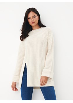 Mohito - Jasny sweter z rozcięciem - kremowy ze sklepu Mohito w kategorii Swetry damskie - zdjęcie 169320327