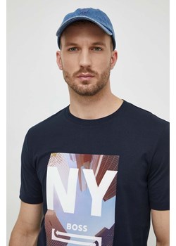 BOSS t-shirt bawełniany męski kolor granatowy z nadrukiem 50512110 ze sklepu ANSWEAR.com w kategorii T-shirty męskie - zdjęcie 169326056