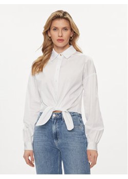 Guess Koszula W4RH59 WE2Q0 Biały Slim Fit ze sklepu MODIVO w kategorii Koszule damskie - zdjęcie 169339918