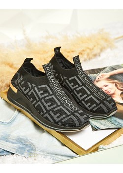 Royalfashion Wsuwane buty sportowe damskie z printem Wecalle ze sklepu royalfashion.pl w kategorii Buty sportowe damskie - zdjęcie 169400286