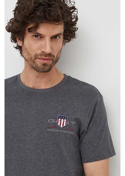 Gant t-shirt bawełniany kolor szary z aplikacją ze sklepu ANSWEAR.com w kategorii T-shirty męskie - zdjęcie 169406895