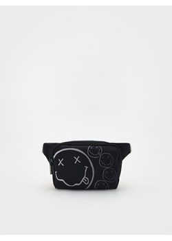Reserved - Saszetka Nirvana - czarny ze sklepu Reserved w kategorii Torby i walizki dziecięce - zdjęcie 169419705