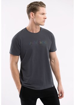 T-shirt z napisem, Comfort Fit, T-HOLM ze sklepu Volcano.pl w kategorii T-shirty męskie - zdjęcie 169422387