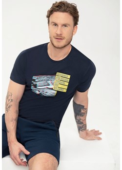 Granatowy t-shirt męski z nadrukiem T-OFFROAD ze sklepu Volcano.pl w kategorii T-shirty męskie - zdjęcie 169422455