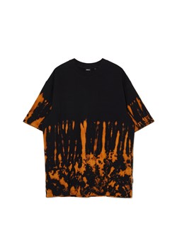Cropp - Czarna koszulka z efektem tie-dye - czarny ze sklepu Cropp w kategorii T-shirty męskie - zdjęcie 169424025