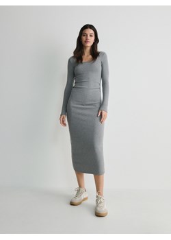 Reserved - Dzianinowa sukienka maxi - ciemnoszary ze sklepu Reserved w kategorii Sukienki - zdjęcie 169424606