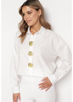 Biała Koszula z Odpinanymi Broszkami na Guzikach  Nixara ze sklepu Born2be Odzież w kategorii Koszule damskie - zdjęcie 169425835