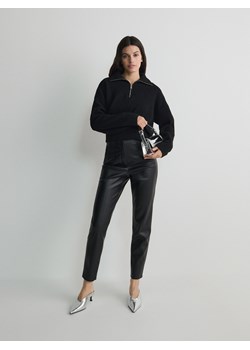 Reserved - Spodnie z imitacji skóry - czarny ze sklepu Reserved w kategorii Spodnie damskie - zdjęcie 169441508