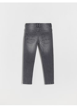 Reserved - Jeansy slim z efektem sprania - szary ze sklepu Reserved w kategorii Spodnie chłopięce - zdjęcie 169457996