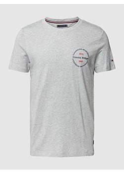 T-shirt o kroju slim fit z okrągłym dekoltem ze sklepu Peek&Cloppenburg  w kategorii T-shirty męskie - zdjęcie 169458669