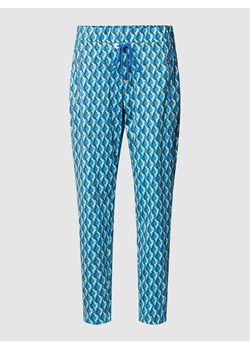 Spodnie materiałowe o kroju regular fit ze wzorem na całej powierzchni model ‘EASY ACTIVE’ ze sklepu Peek&Cloppenburg  w kategorii Spodnie damskie - zdjęcie 169460448