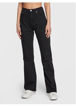 Calvin Klein Jeans Jeansy J20J220826 Czarny Bootcut Fit ze sklepu MODIVO w kategorii Jeansy damskie - zdjęcie 169463135