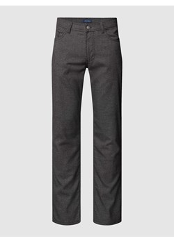Spodnie materiałowe o kroju regular fit z fakturowanym wzorem ze sklepu Peek&Cloppenburg  w kategorii Spodnie męskie - zdjęcie 169466518