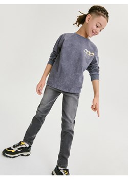 Reserved - Jeansy slim z efektem sprania - szary ze sklepu Reserved w kategorii Spodnie chłopięce - zdjęcie 169468678