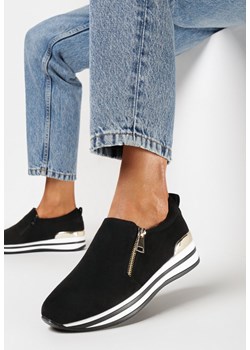 Czarne Sneakersy z Krótkim Suwakiem i Niską Platformą Vinewas ze sklepu born2be.pl w kategorii Buty sportowe damskie - zdjęcie 169469669